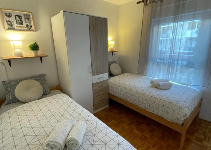 Apartament Neva ,prostrani Stan U Blizini Mora
